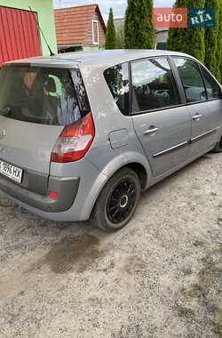 Минивэн Renault Scenic 2003 в 