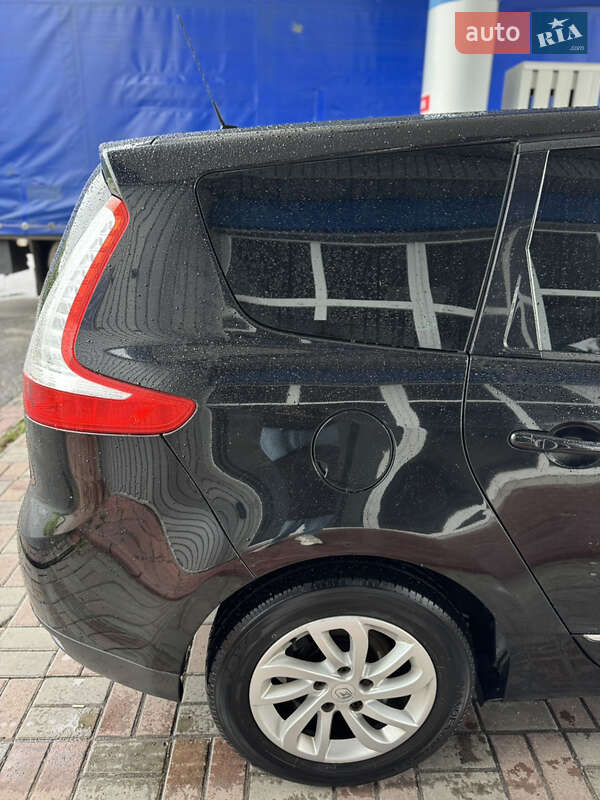 Минивэн Renault Scenic 2012 в Хмельницком