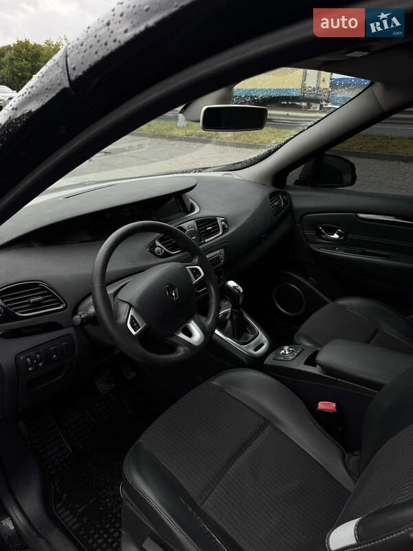 Минивэн Renault Scenic 2012 в Хмельницком
