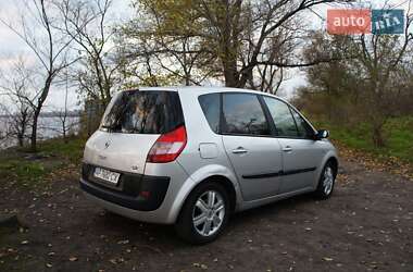 Минивэн Renault Scenic 2005 в 