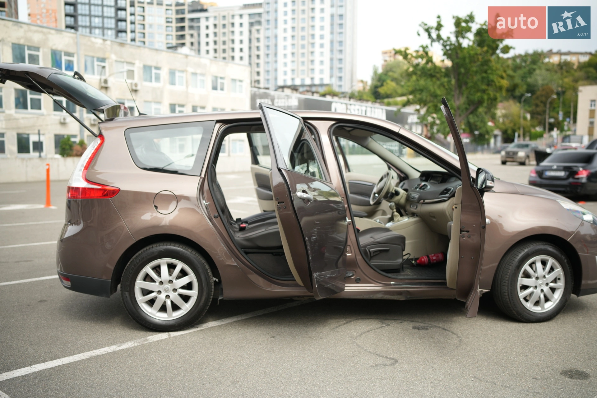 2011 Renault Scenic - мініатюра 24