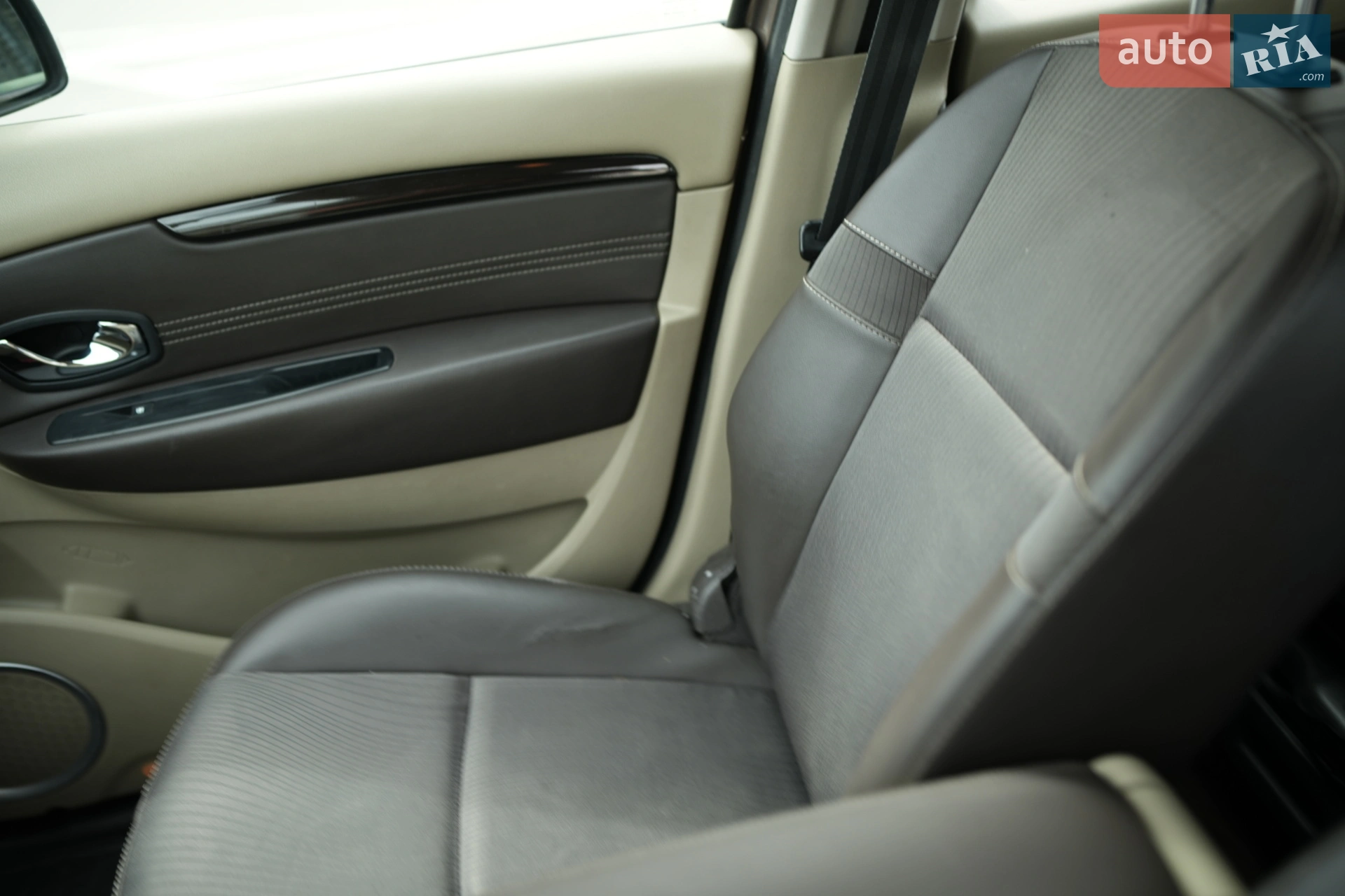2011 Renault Scenic - мініатюра 28