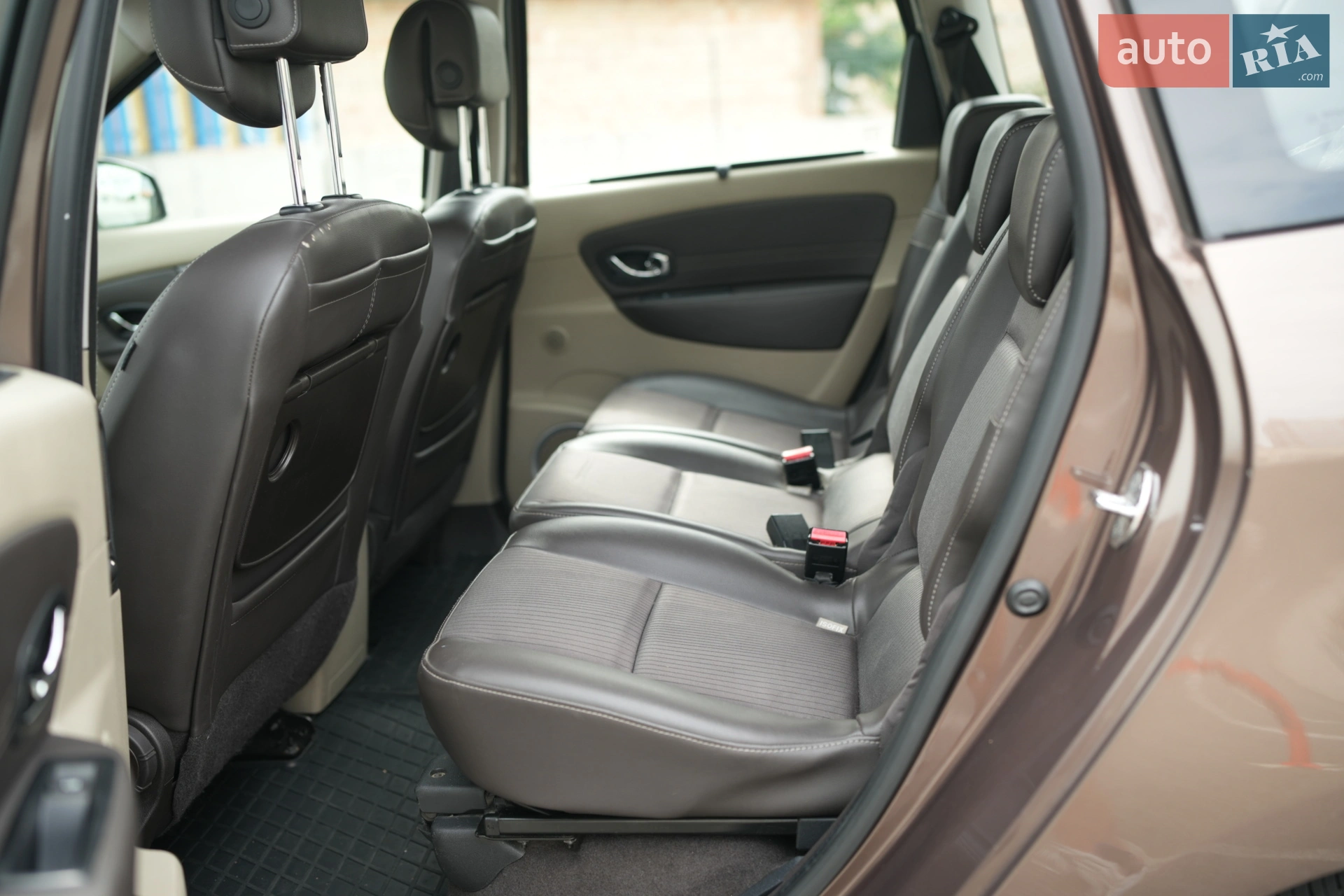 2011 Renault Scenic - мініатюра 31