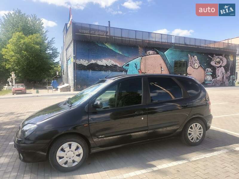 Минивэн Renault Scenic 2002 в Луцке