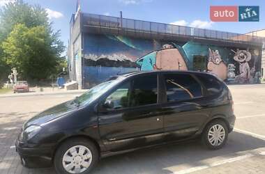 Минивэн Renault Scenic 2002 в 