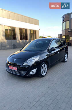 Минивэн Renault Scenic 2011 в Ровно