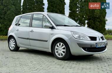 Минивэн Renault Scenic 2008 в Дубно