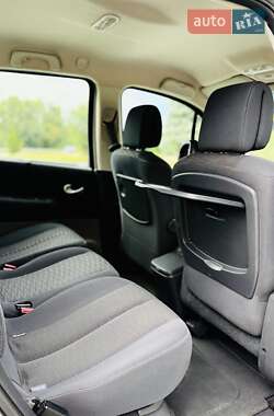 Минивэн Renault Scenic 2008 в 