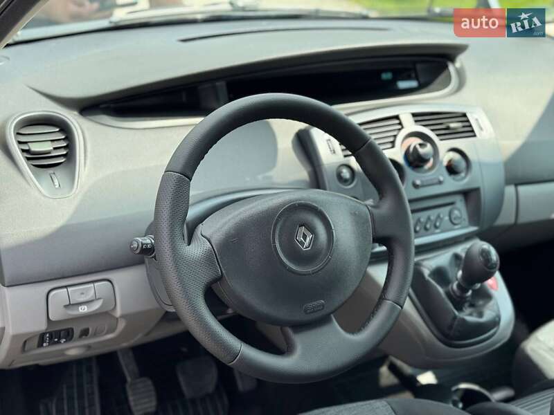 Минивэн Renault Scenic 2008 в Ровно