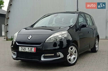 Минивэн Renault Scenic 2012 в Косове