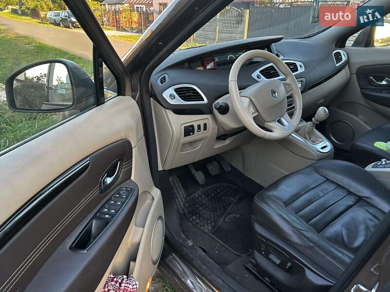 Renault Scenic 2010