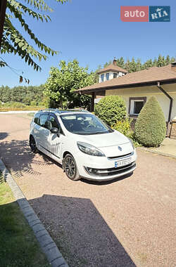 Минивэн Renault Scenic 2012 в 