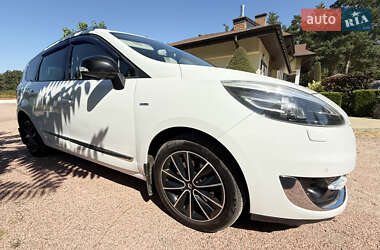 Минивэн Renault Scenic 2012 в 