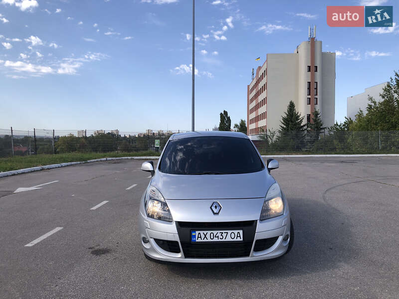 Renault Scenic 2010