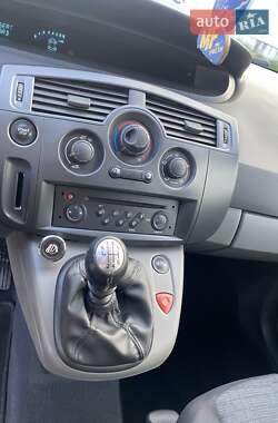 Минивэн Renault Scenic 2007 в 