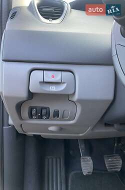 Минивэн Renault Scenic 2007 в 
