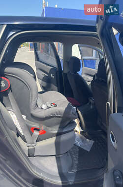 Минивэн Renault Scenic 2008 в 