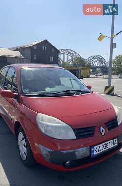 Минивэн Renault Scenic 2005 в 