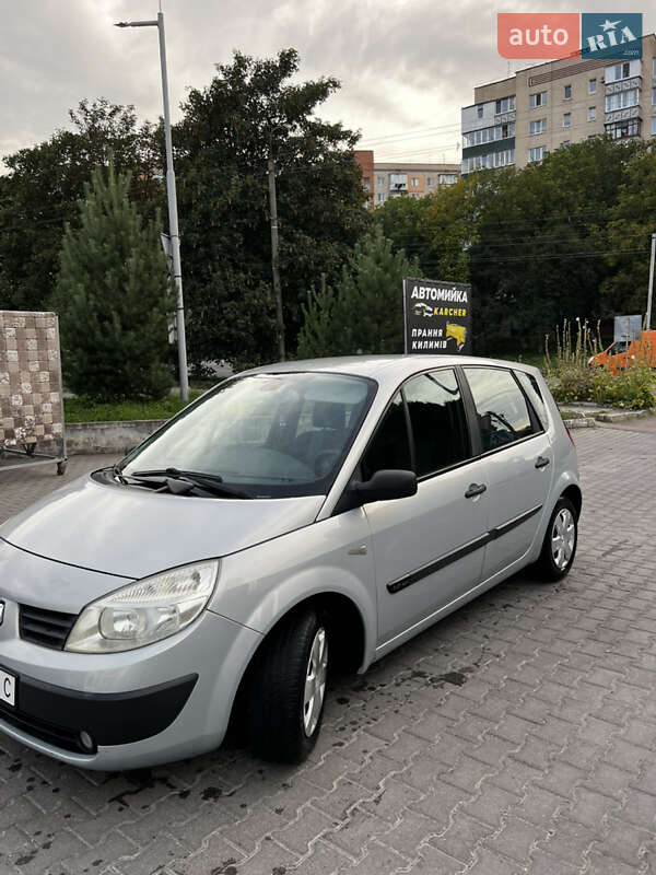Мінівен Renault Scenic 2004 в Кам'янець-Подільському фото 2 Мінівен Renault Scenic 2004 в Кам'янець-Подільському