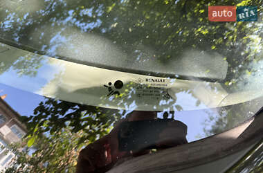 Минивэн Renault Scenic 2009 в 
