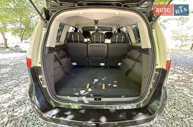 Минивэн Renault Scenic 2009 в 