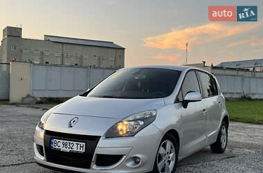 Минивэн Renault Scenic 2010 в Дрогобыче