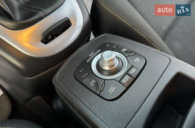 Минивэн Renault Scenic 2010 в 