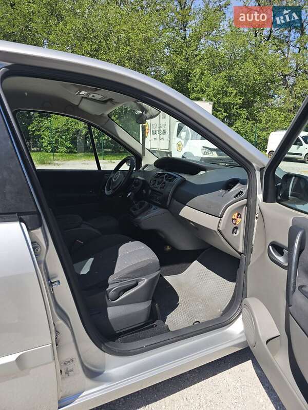 Минивэн Renault Scenic 2008 в Каменском