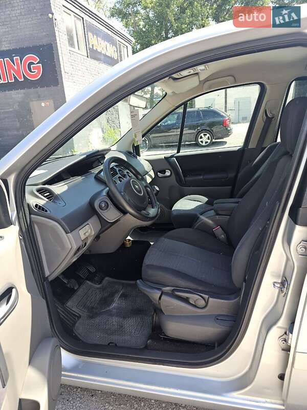 Минивэн Renault Scenic 2008 в Каменском