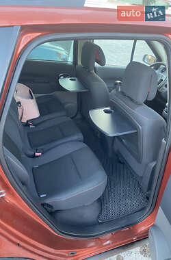 Минивэн Renault Scenic 2007 в 
