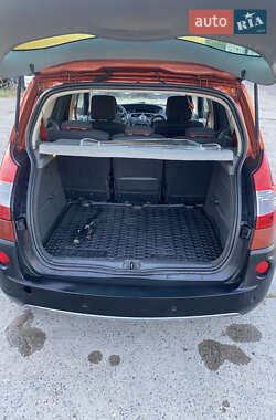 Минивэн Renault Scenic 2007 в 