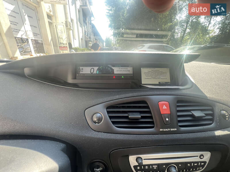 Мінівен Renault Scenic 2011 в Івано-Франківську