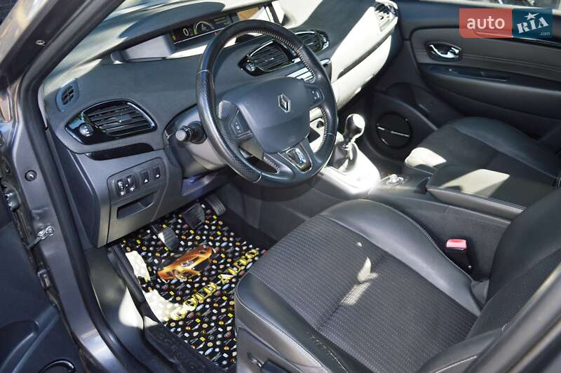 Минивэн Renault Scenic 2013 в Одессе