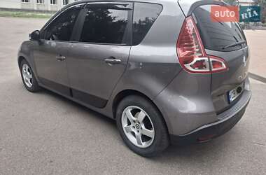 Минивэн Renault Scenic 2010 в Чернигове