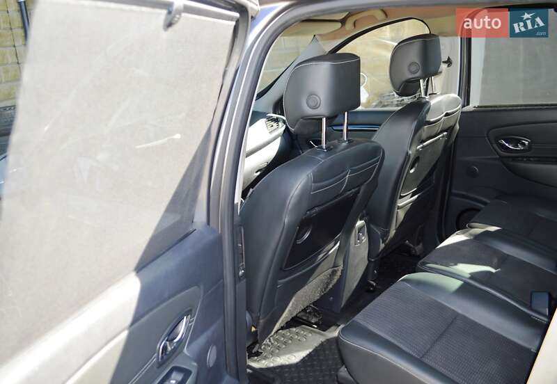 Минивэн Renault Scenic 2013 в Одессе