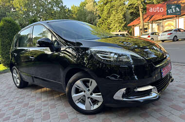 Минивэн Renault Scenic 2013 в 