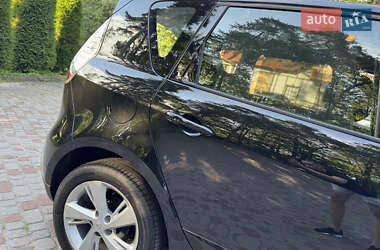 Минивэн Renault Scenic 2013 в 