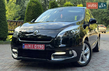 Минивэн Renault Scenic 2013 в 