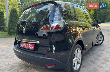 Минивэн Renault Scenic 2013 в 
