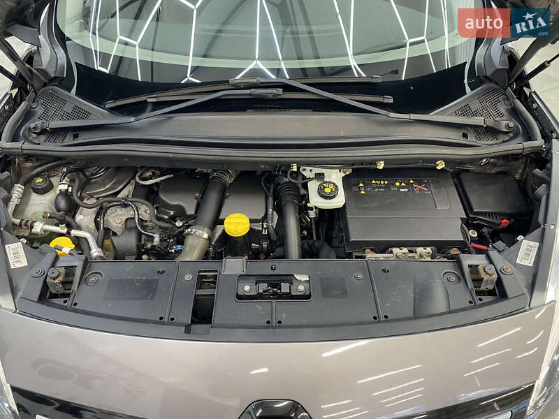 Минивэн Renault Scenic 2016 в Виннице