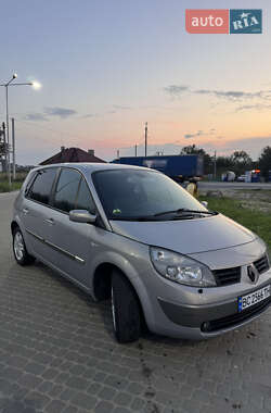 Минивэн Renault Scenic 2005 в 