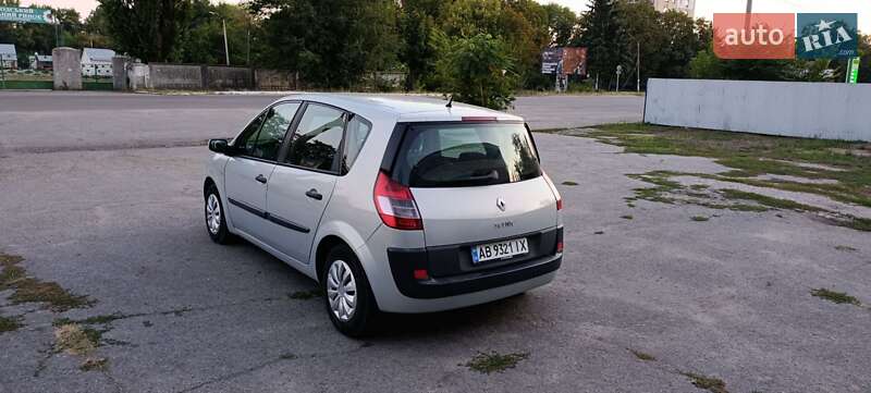 Мінівен Renault Scenic 2005 в Жовтих Водах