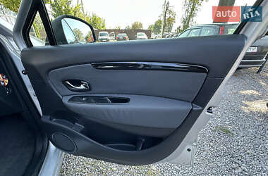Минивэн Renault Scenic 2013 в 