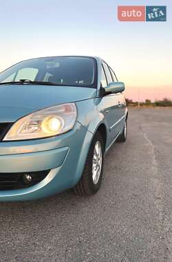 Минивэн Renault Scenic 2008 в 
