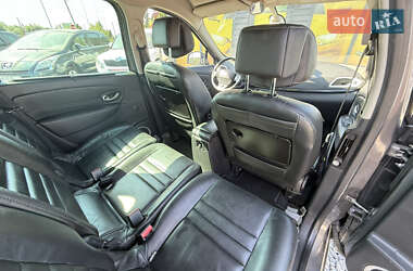 Минивэн Renault Scenic 2010 в 
