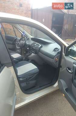 Минивэн Renault Scenic 2006 в 
