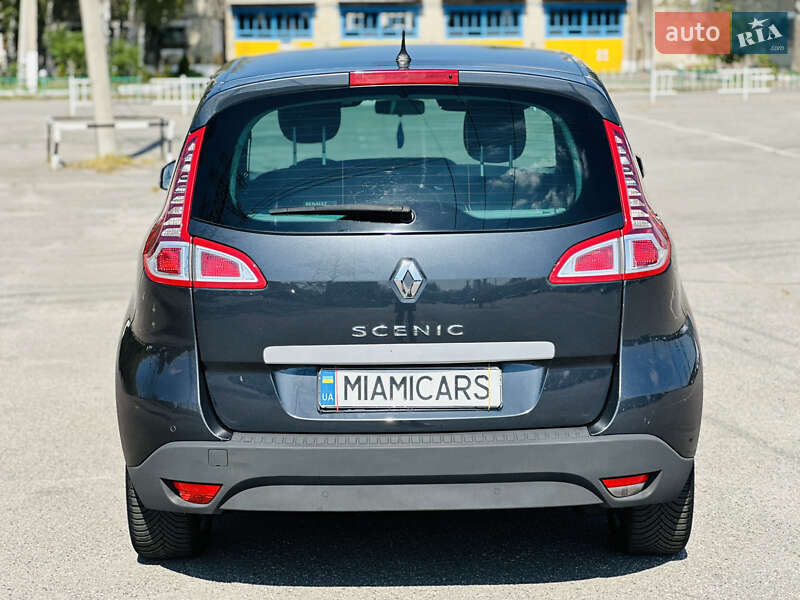 Минивэн Renault Scenic 2009 в Харькове