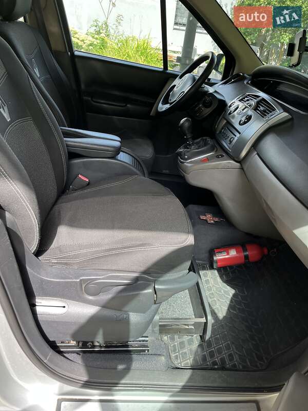 Минивэн Renault Scenic 2008 в Сумах фото 4 Минивэн Renault Scenic 2008 в Сумах