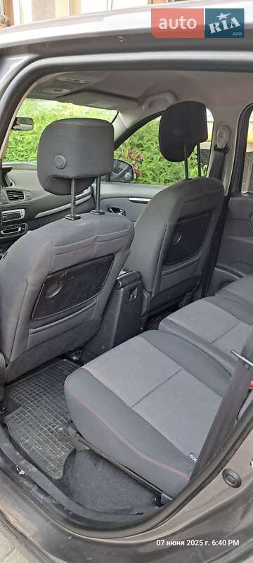 Мінівен Renault Scenic 2014 в Ірпені