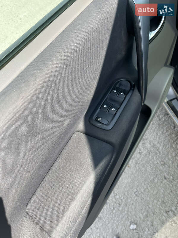 Минивэн Renault Scenic 2006 в Днепре